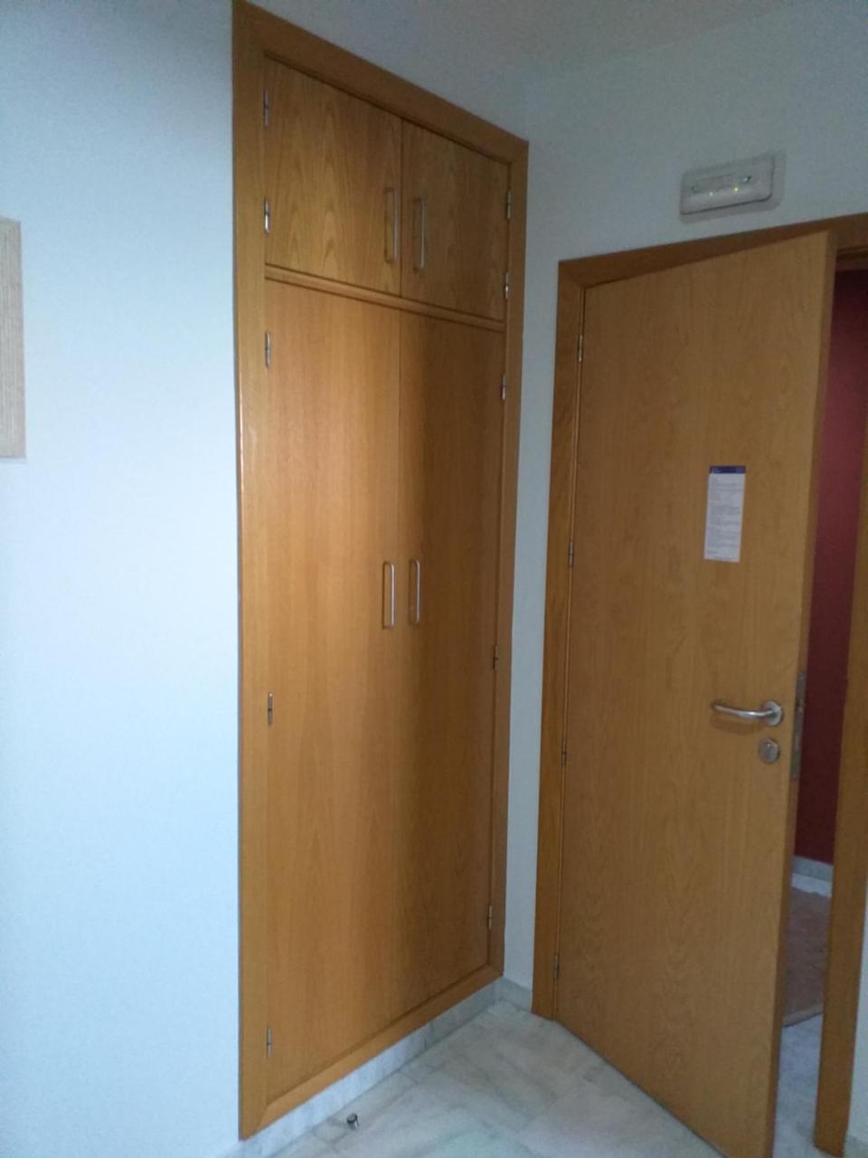 Hostal Monteluna Rociana Екстер'єр фото